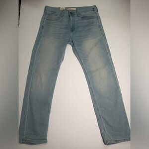 Signature by Levi Strauss Men's Denim Jeans in Light Blue